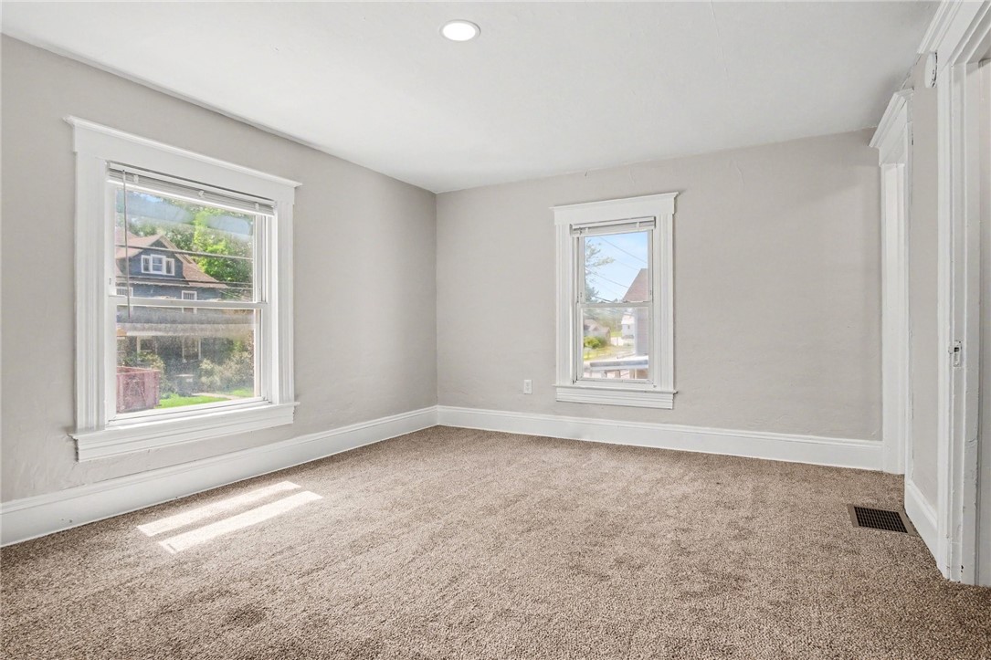 1897 Ridge Road Ontario, NY 14519 - Photo 24 of 31