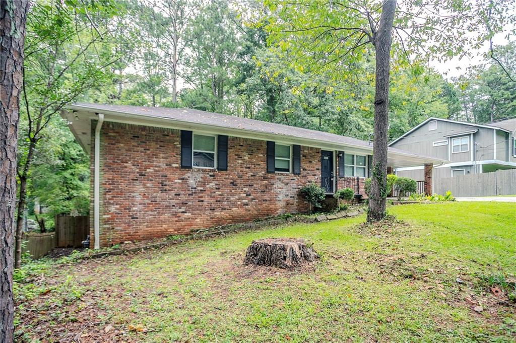 4503 Rio Grande Road Southwest Atlanta, GA 30331 - Photo 2 of 32