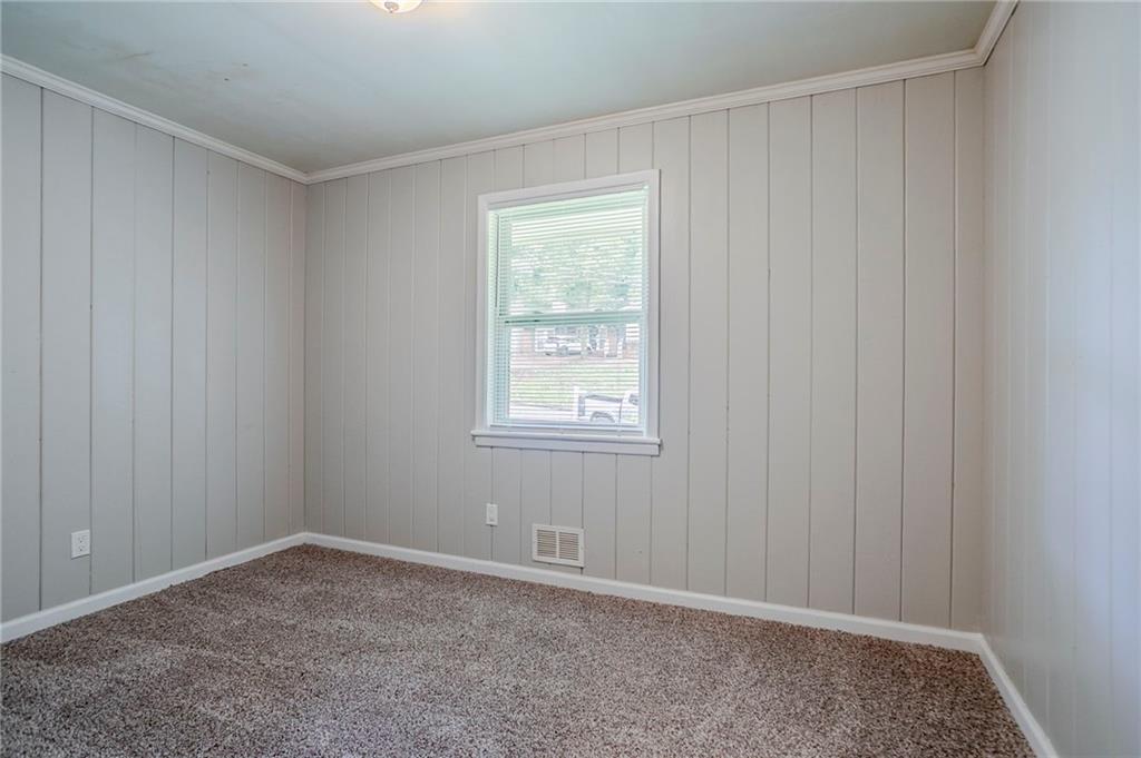 4503 Rio Grande Road Southwest Atlanta, GA 30331 - Photo 8 of 32