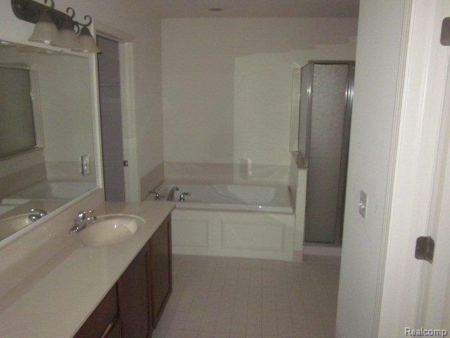 Winding Brook Bathroom (2)