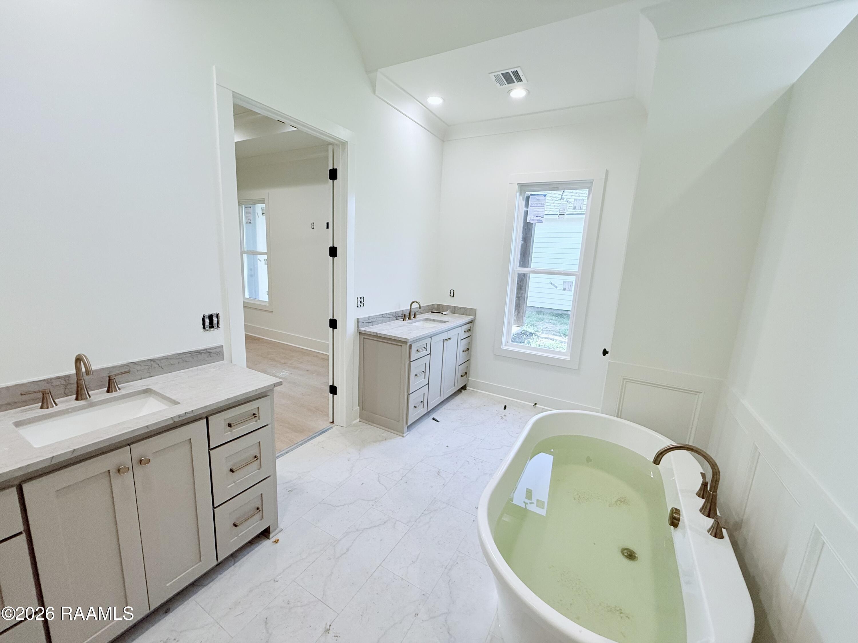 201 Cliffside Youngsville, LA 70592 - Photo 1 of 9 IMG_0640