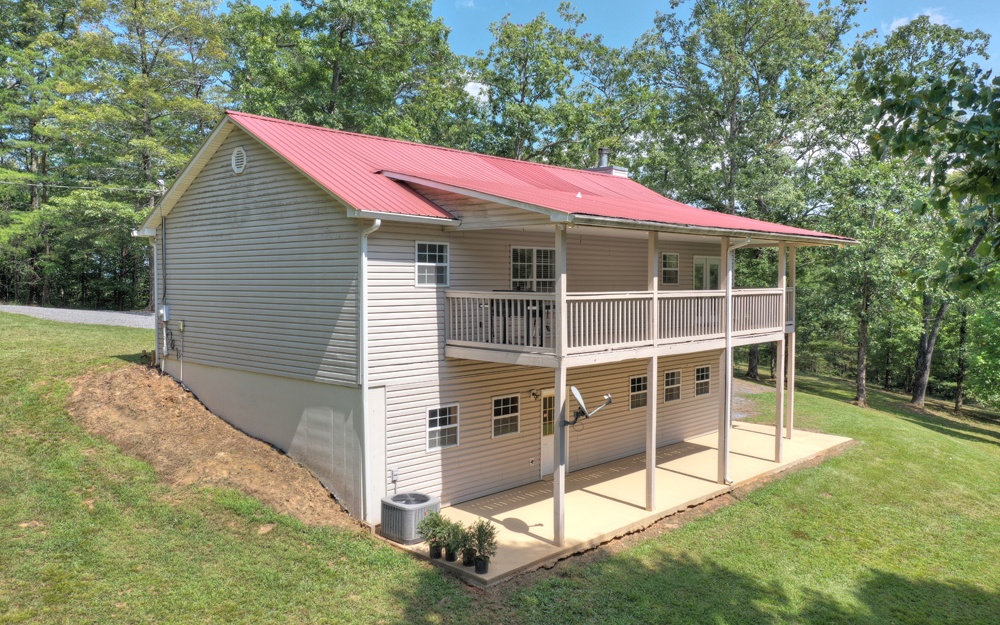 450 Deep Cove Road Blue Ridge, GA 30513 - Photo 3 of 4 Additional View