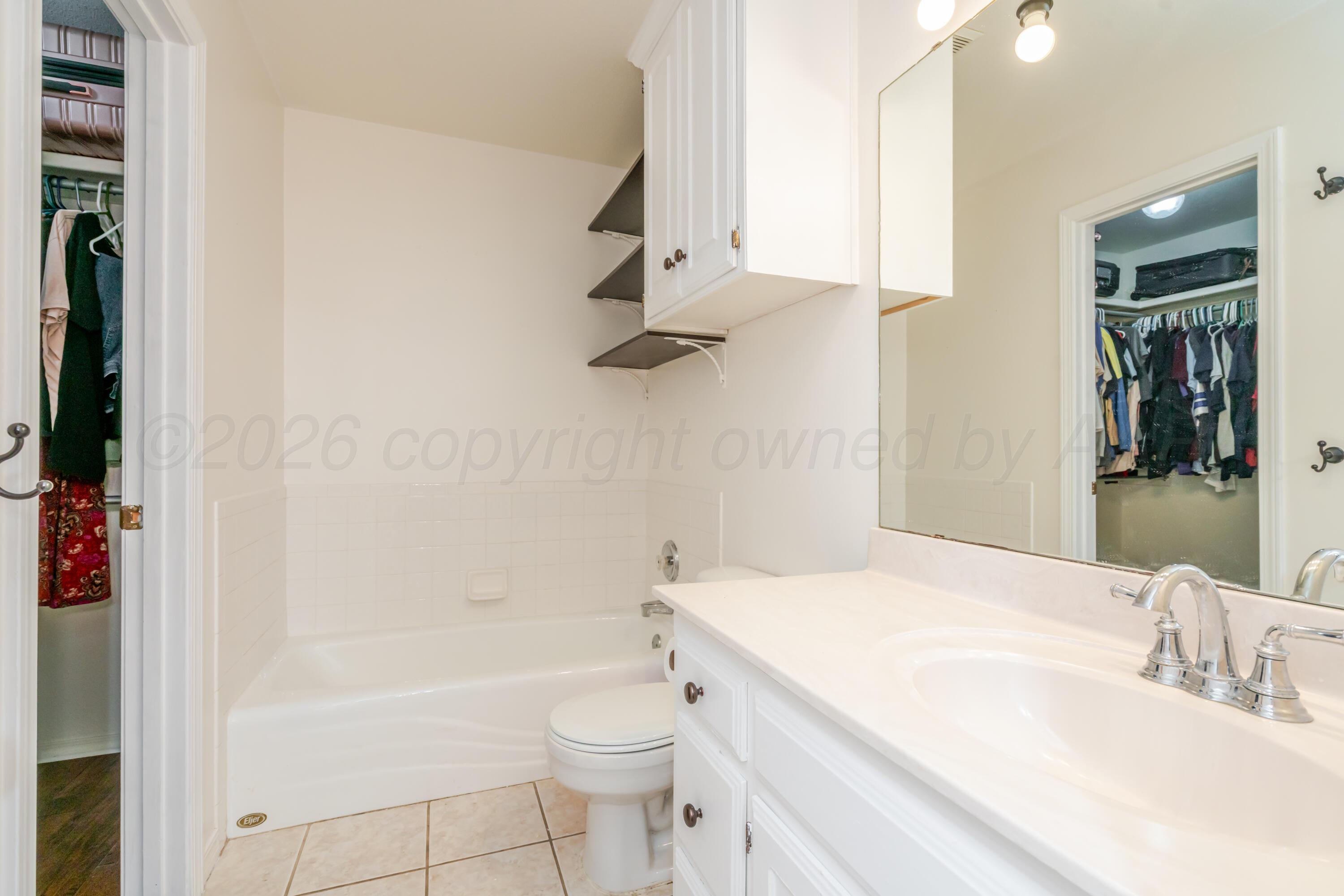 6108 Rutgers Street Amarillo, TX 79109 - Photo 19 of 32 Master Bath 1