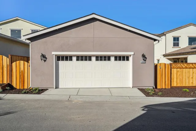 $1,190,678 | 3068 El Capitan Drive, Marina, CA 93933