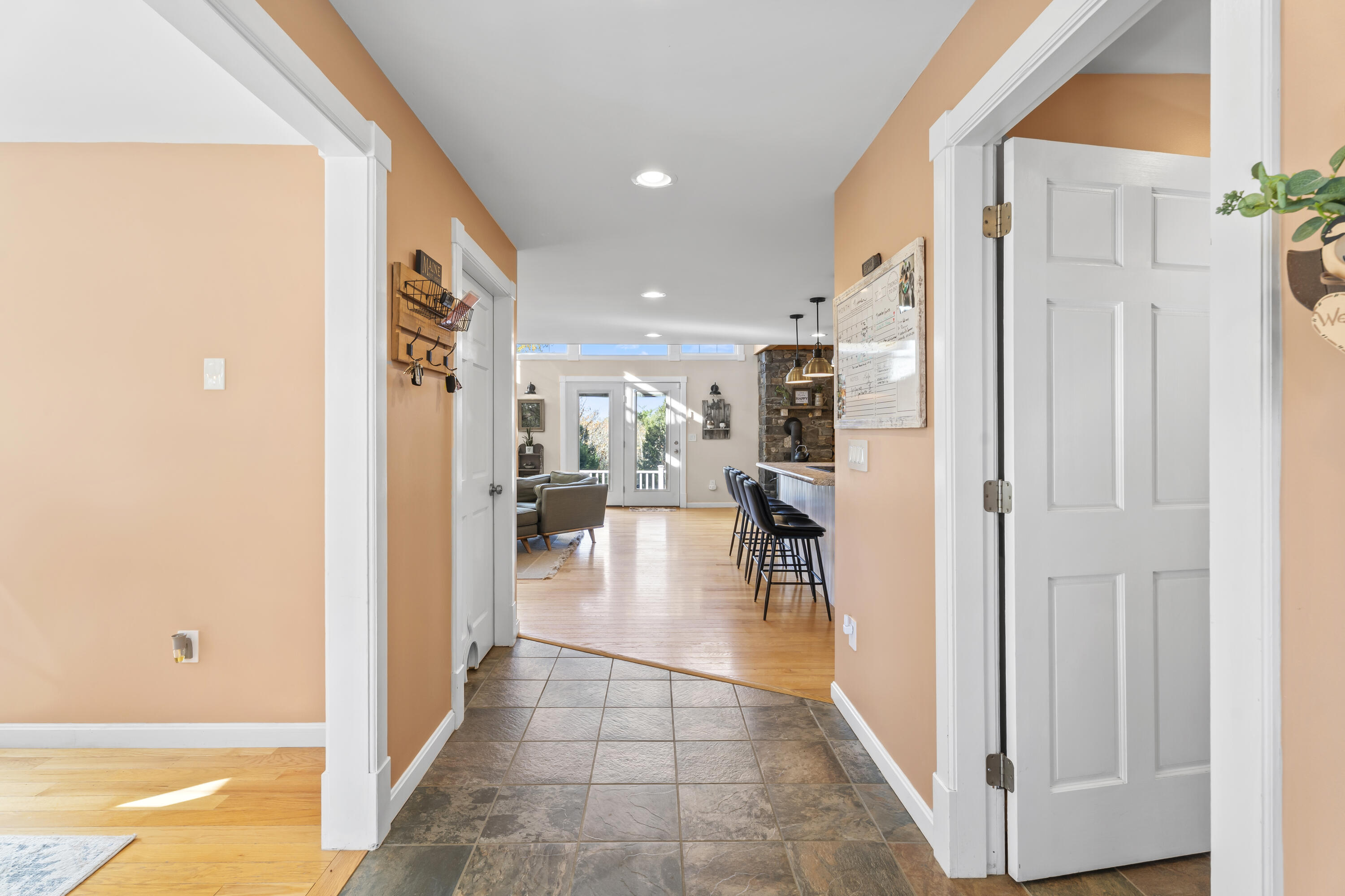 378 Cross Hill Road Augusta, ME 04330 - Photo 7 of 70 DSC02764