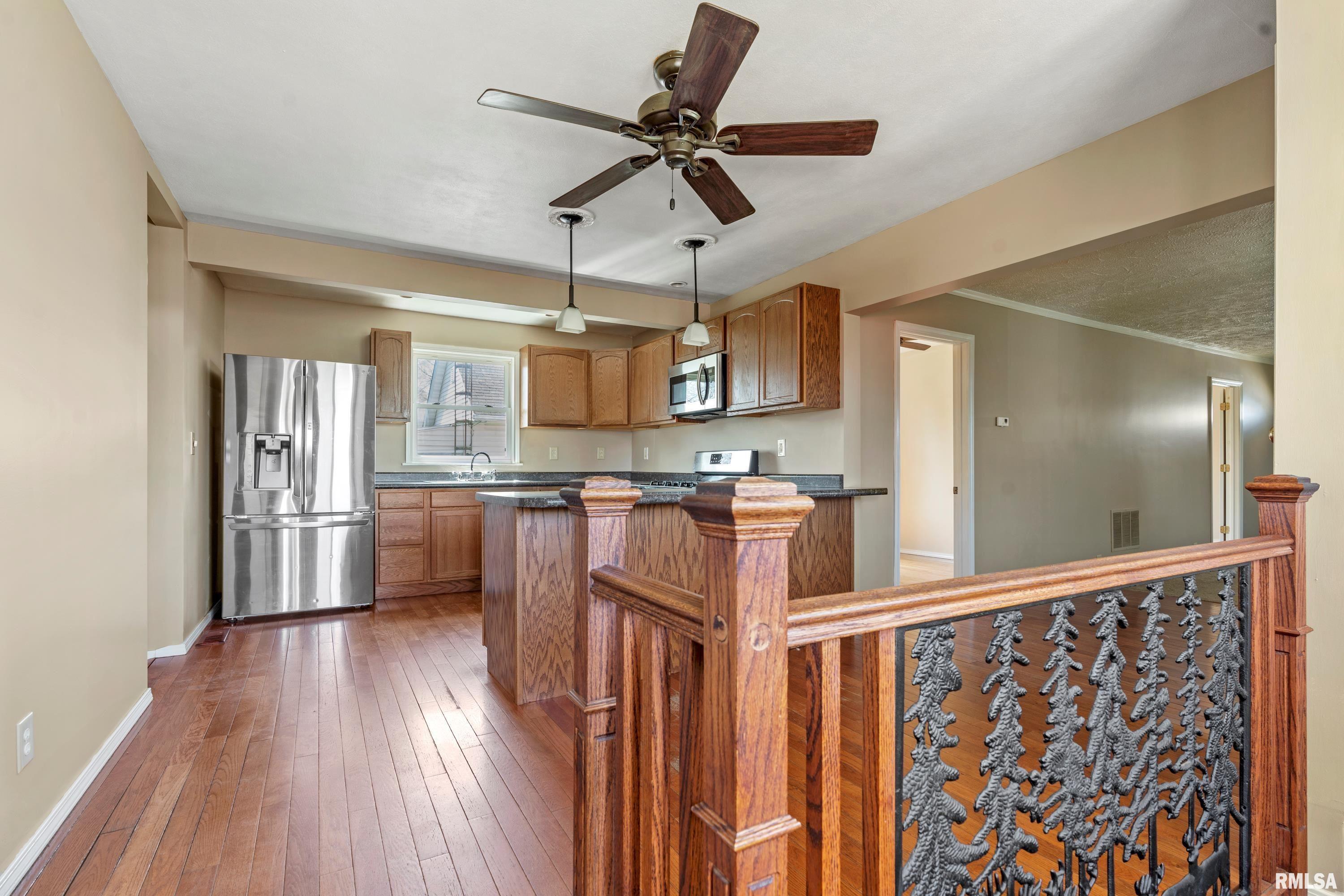 604 South Kickapoo Street Lincoln, IL 62656 - Photo 17 of 39 Gallery Image 17