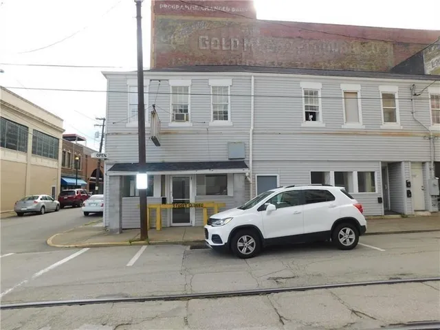 $850 | 16 North Beeson Avenue, Uniontown, PA 15401