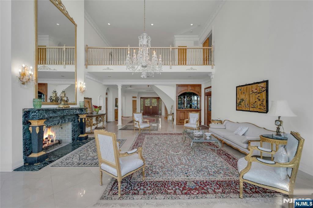 24 Club Way Cedar Grove, NJ 07009 - Photo 10 of 30