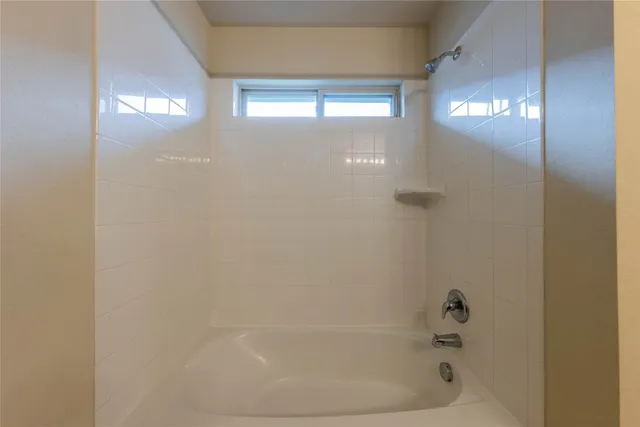 $1,800 | 15111 Verela Drive, Austin, TX 78725