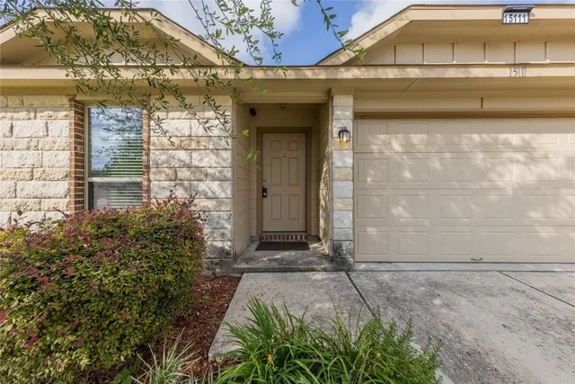 $1,800 | 15111 Verela Drive, Austin, TX 78725