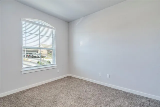 $1,845 | 18121 Emu Lane, Manor, TX 78653