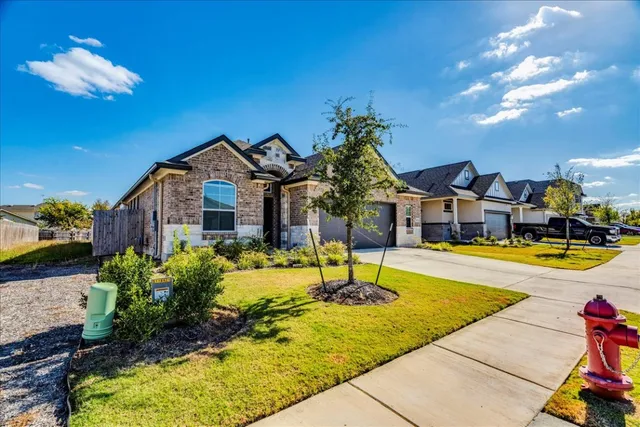 $1,845 | 18121 Emu Lane, Manor, TX 78653