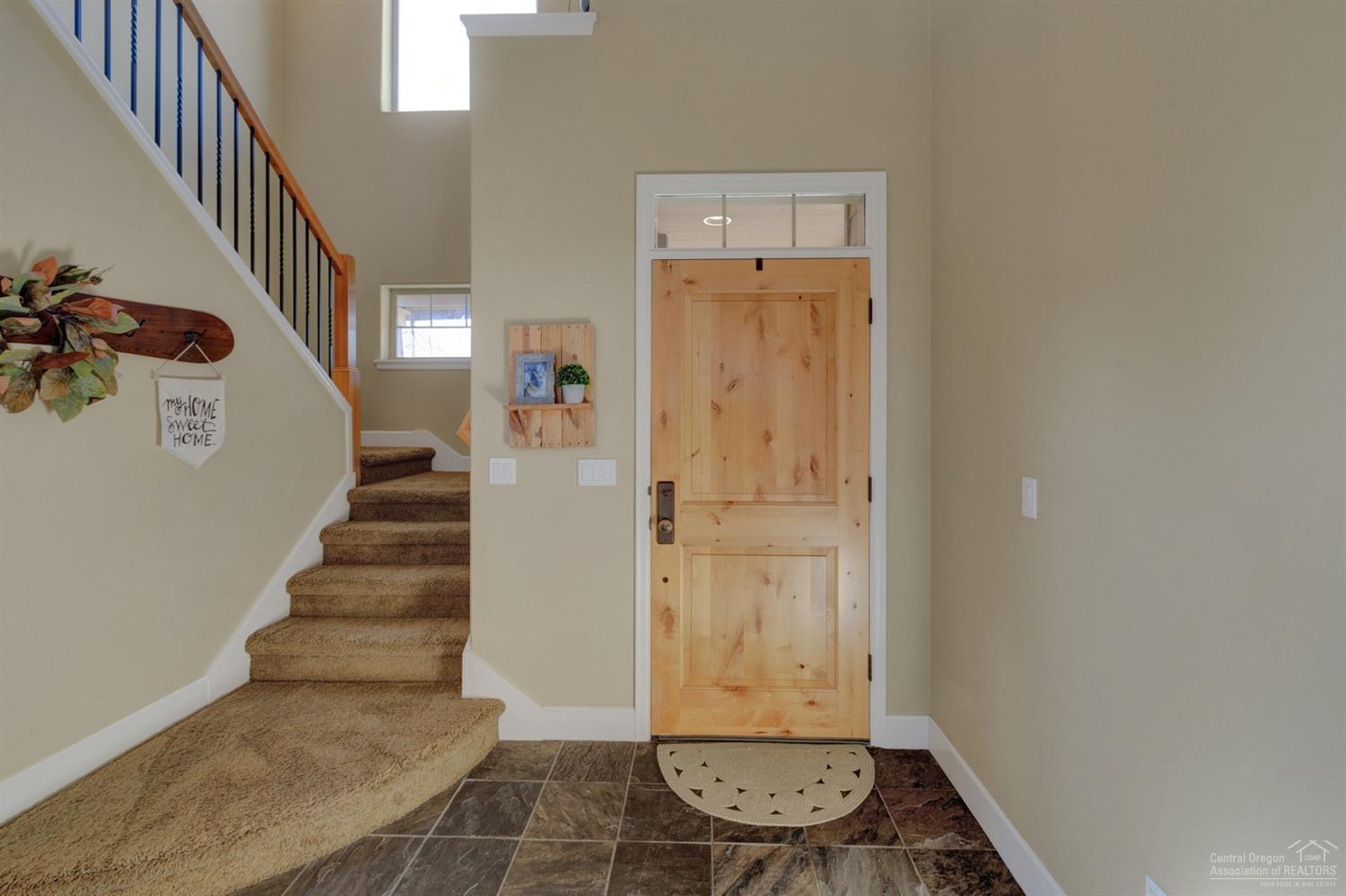 758 Northwest 28th Loop Redmond, OR 97756 - Photo 3 of 22 Additional Photo