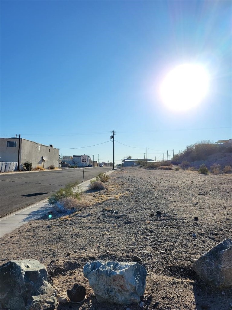 1 3rd Street Needles, CA 92363 - Photo 2 of 4 a view of a dry yard