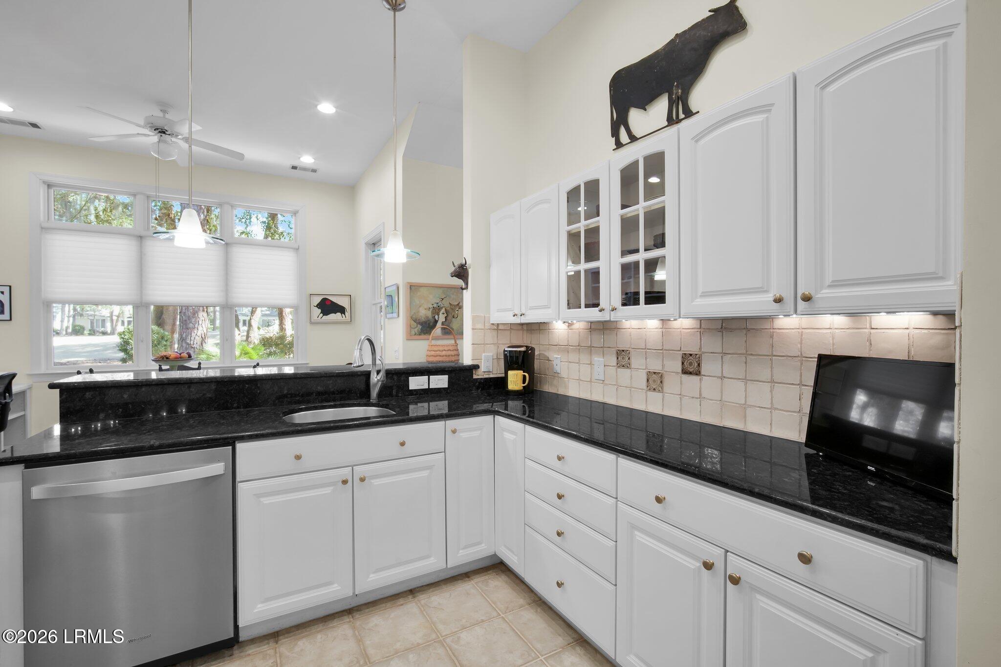 207 Locust Fence Road St. Helena Island, SC 29920 - Photo 16 of 33 Kitchen