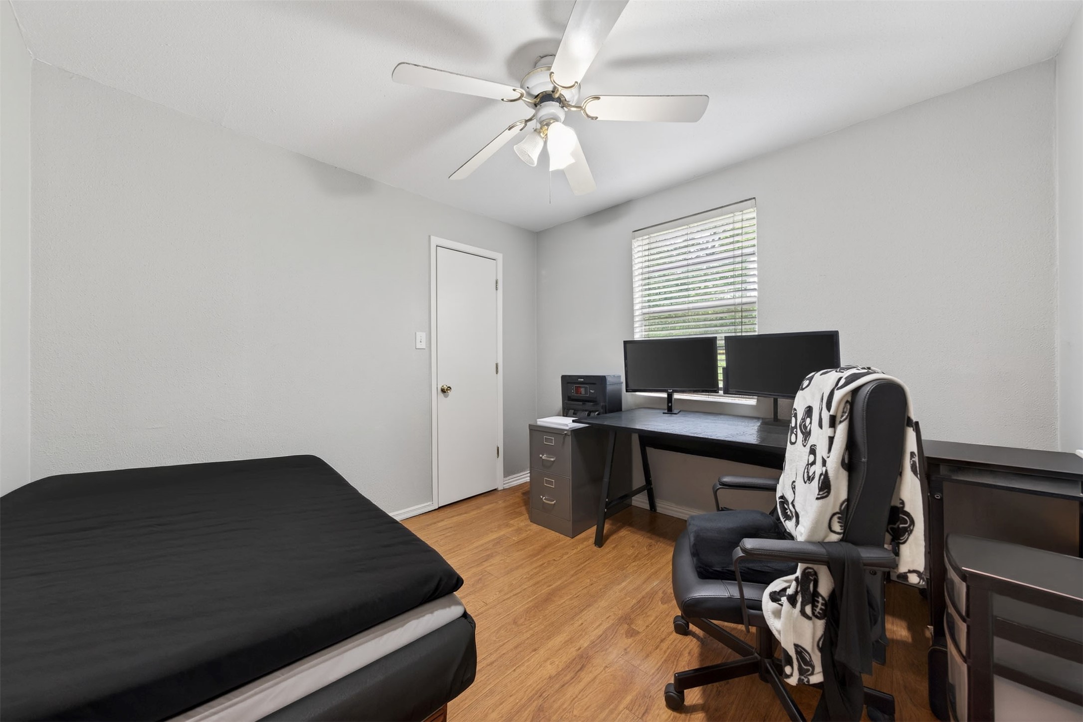 15185 Travis Lane Willis, TX 77378 - Photo 19 of 32