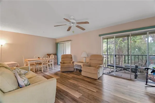 $1,680 | 120 Hibiscus Woods Court, Unit 4B, Deltona, FL 32725