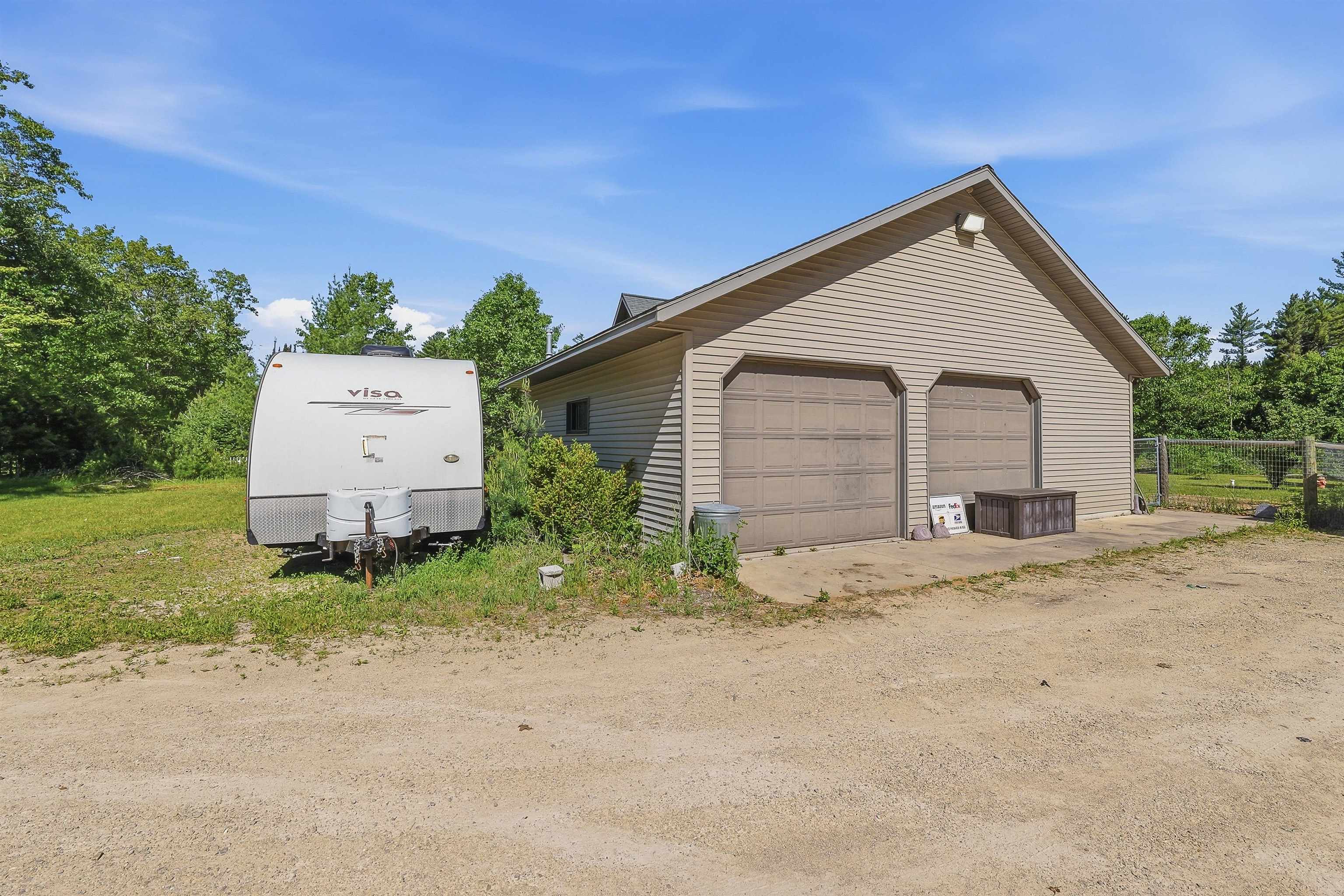 W6140 County Rd H Wild Rose, WI 54984 - Photo 5 of 40