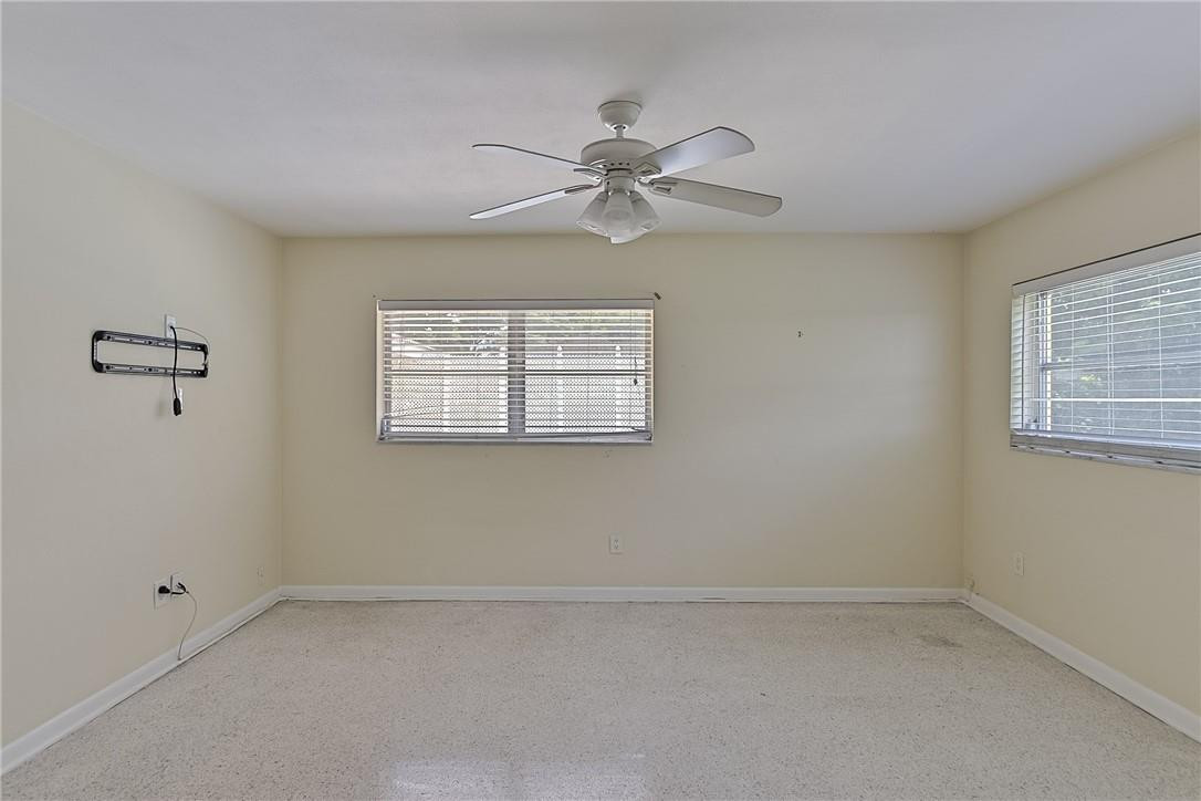 575 Northeast Wavecrest Court Boca Raton, FL 33432 - Photo 25 of 50 Photo 25