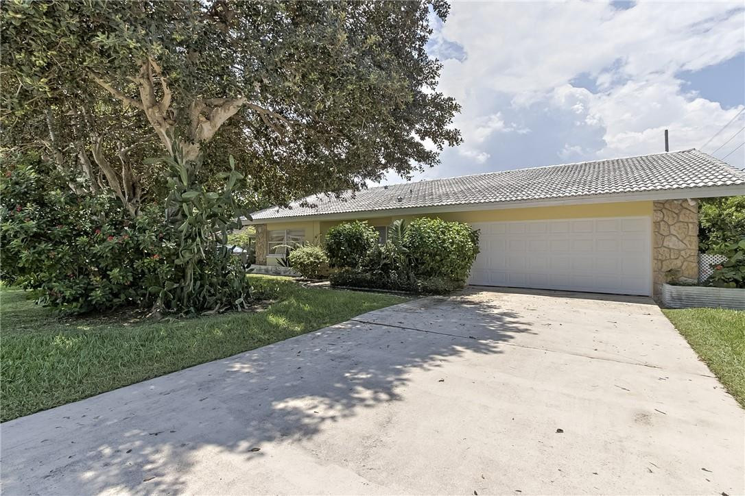 575 Northeast Wavecrest Court Boca Raton, FL 33432 - Photo 44 of 50 Photo 44