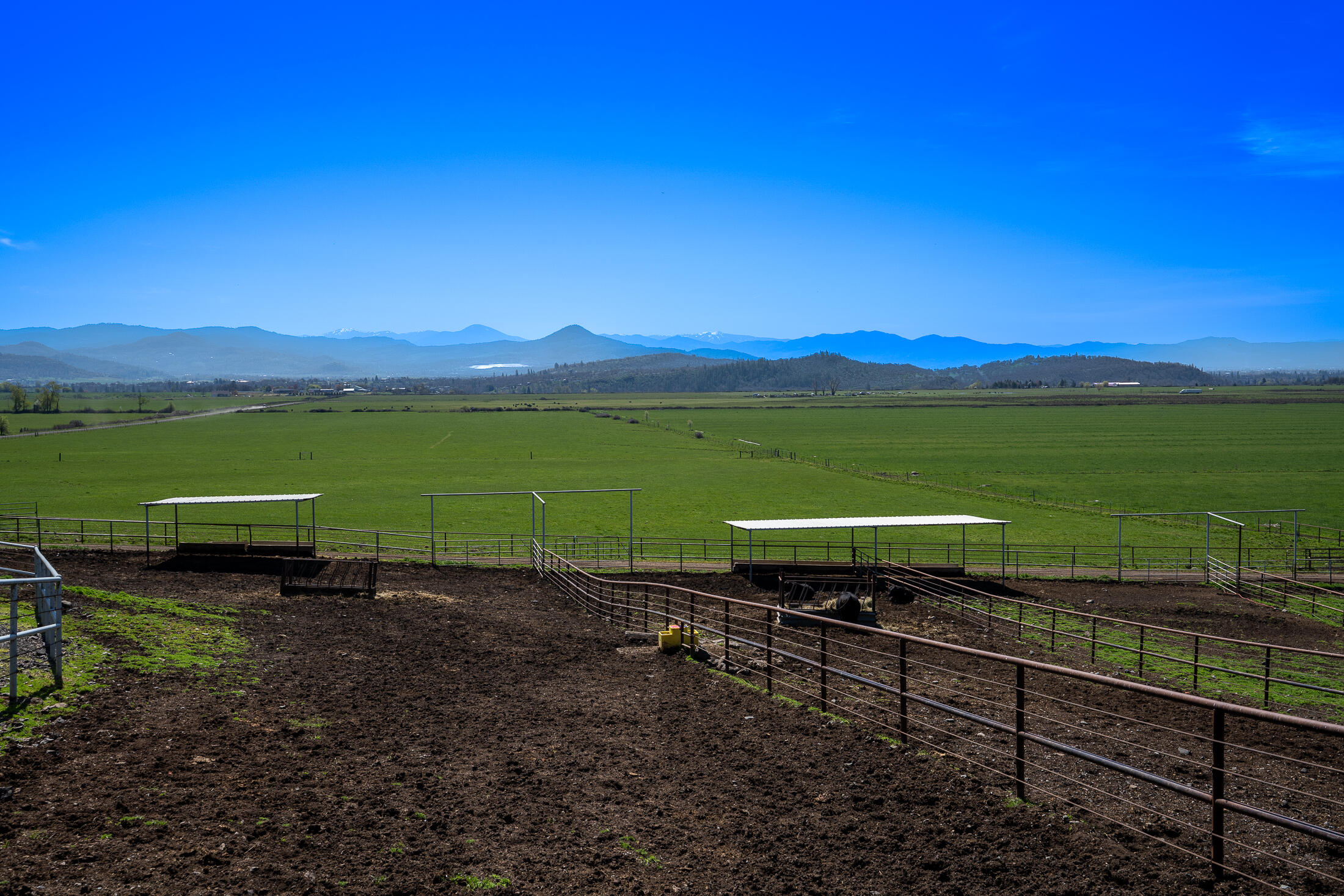 1881 Brophy Road Eagle Point, OR 97524 - Photo 121 of 130 119