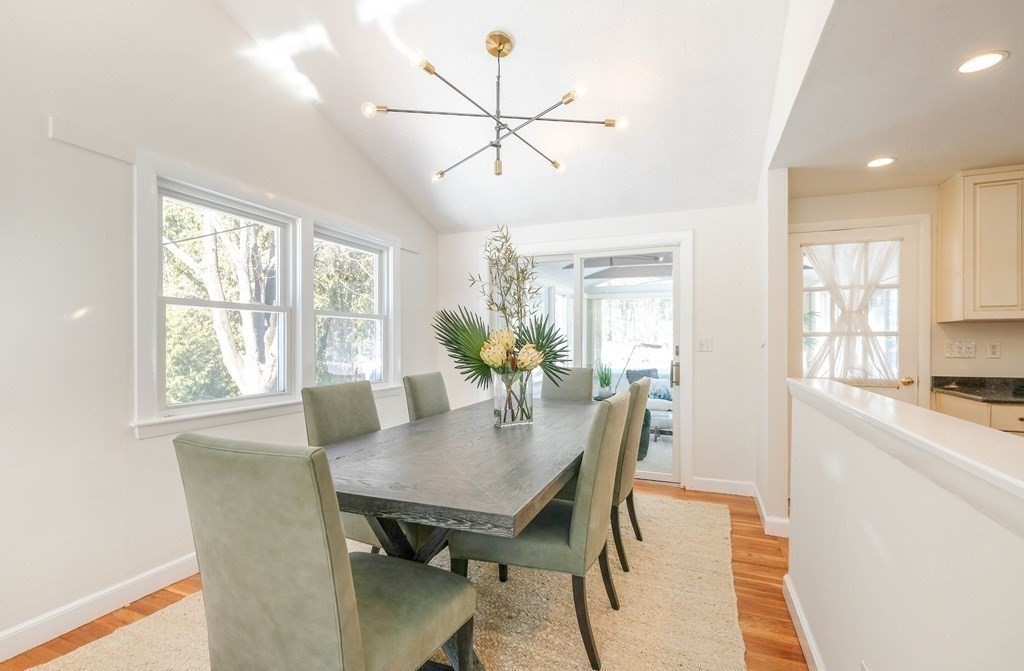 28 Aqueduct Road Wayland, MA 01778 - Photo 5 of 8 Gallery Image 5