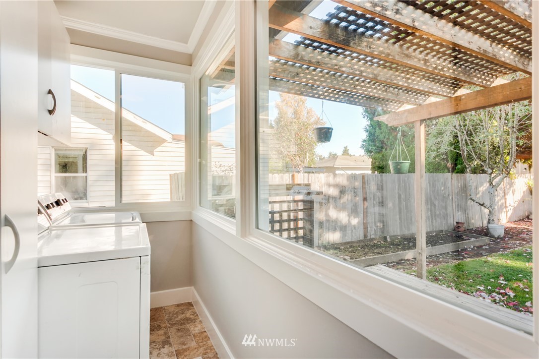 330 Meadow Avenue North Renton, WA 98057 - Photo 12 of 14 Gallery Image 12