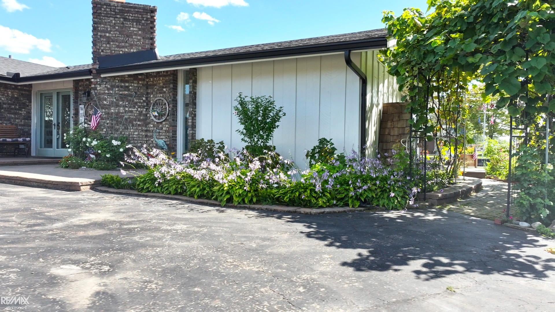 7339 Riverside Drive Algonac, MI 48001 - Photo 60 of 89 Gallery Image 60