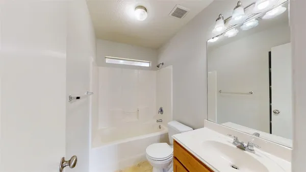 $2,500 | 4131 McFarland Drive, College Station, TX 77845