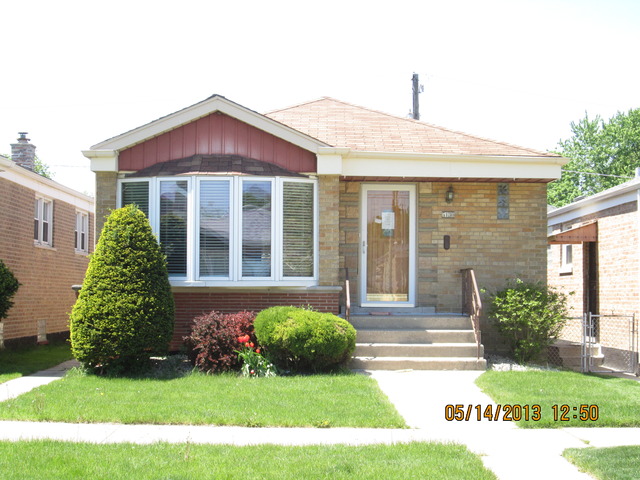 5130 South Rutherford Avenue Chicago, IL 60638 - Photo 1 of 15
