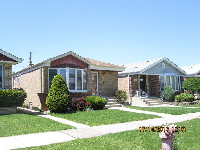 5130 South Rutherford Avenue Chicago, IL 60638 - Photo 3 of 15