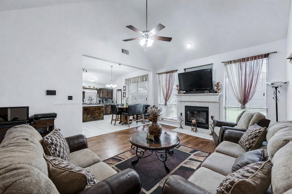 305 Ravenna Road Lake Dallas, TX 75065 - Photo 13 of 22 Wall color digitally enhanced