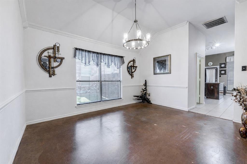 305 Ravenna Road Lake Dallas, TX 75065 - Photo 10 of 22