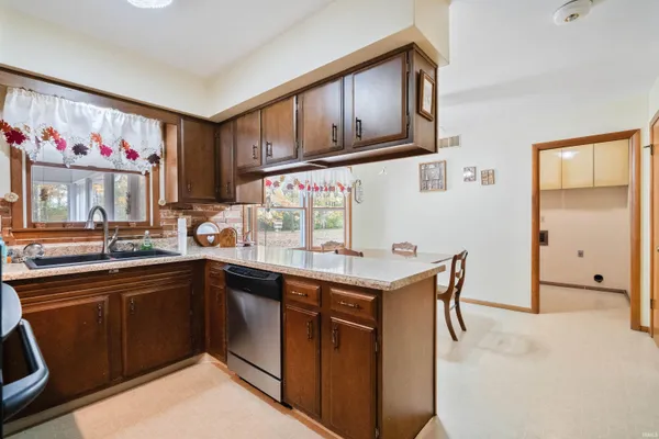 $499,550 | 10320 West 650 North, Russiaville, IN 46979