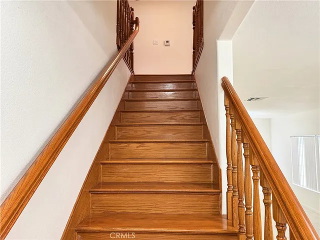 $4,100 | 18319 Hart Street, Unit 3, Reseda, CA 91335