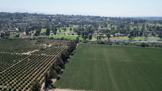 $10,995,000 | 150-300 West Los Angeles Avenue, Oxnard, CA 93066