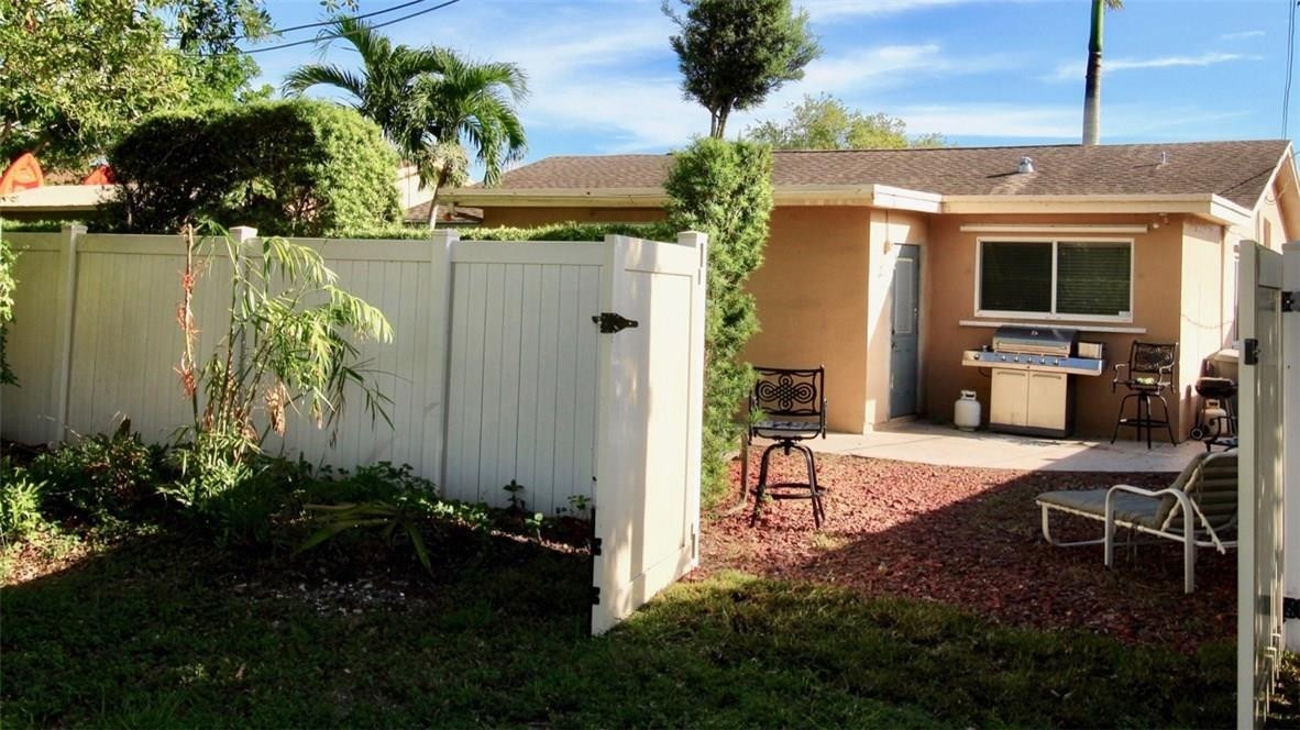 9287 Southwest 1st Place Boca Raton, FL 33428 - Photo 9 of 17 Photo 9
