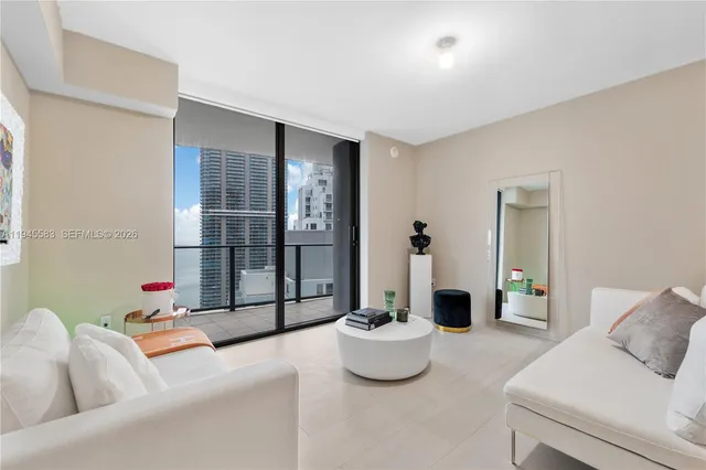 $5,000 | 1000 Brickell Plaza, Unit 4103, Miami, FL 33131