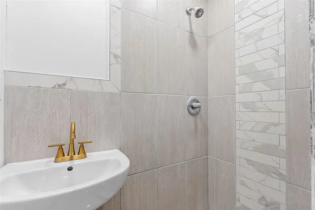 $580,000 | 7223 North Clark Avenue, Tampa, FL 33614