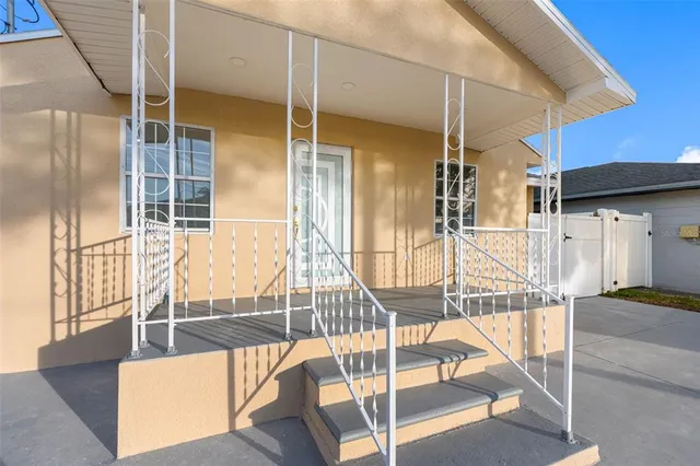 $580,000 | 7223 North Clark Avenue, Tampa, FL 33614