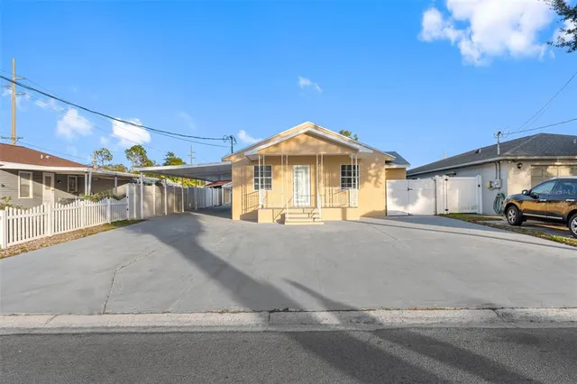 $580,000 | 7223 North Clark Avenue, Tampa, FL 33614