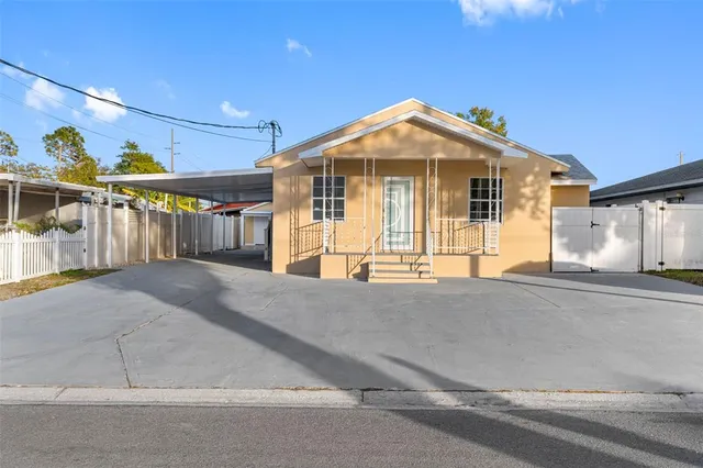 $580,000 | 7223 North Clark Avenue, Tampa, FL 33614