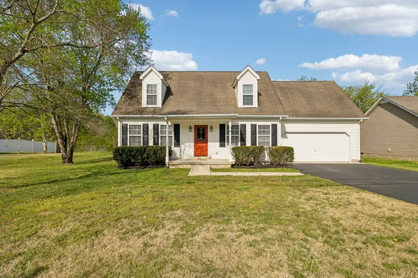 $385,000 | 2901 Meadowhill Drive, Murfreesboro, TN 37130