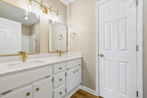 $385,000 | 2901 Meadowhill Drive, Murfreesboro, TN 37130