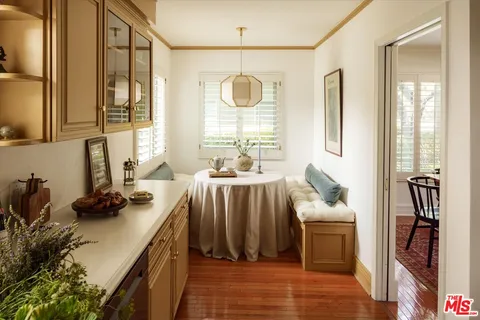 $1,275,000 | 1201 South Orange Grove Boulevard, Pasadena, CA 91105