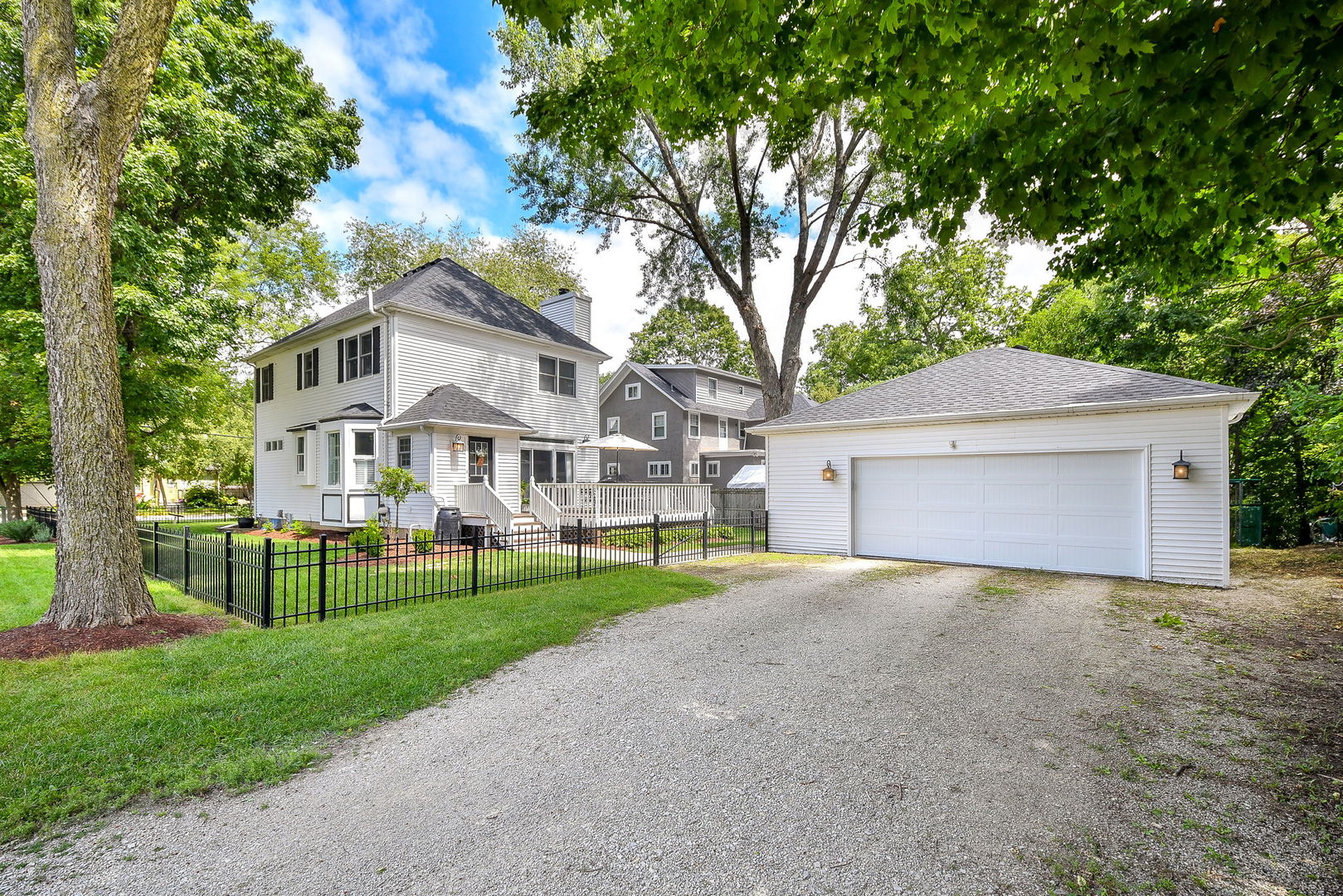 426 Elm Street Batavia, IL 60510 - Photo 27 of 34 a front view of house with yard and green space