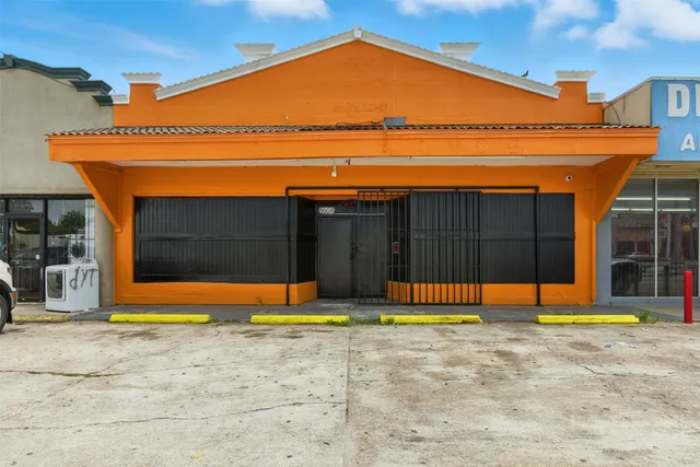 $450,000 | 8604 Jensen Drive, Houston, TX 77093