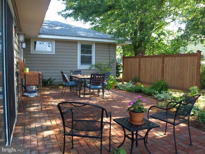28545 Edgemere Road Easton, MD 21601 - Photo 4 of 20 Exterior #3