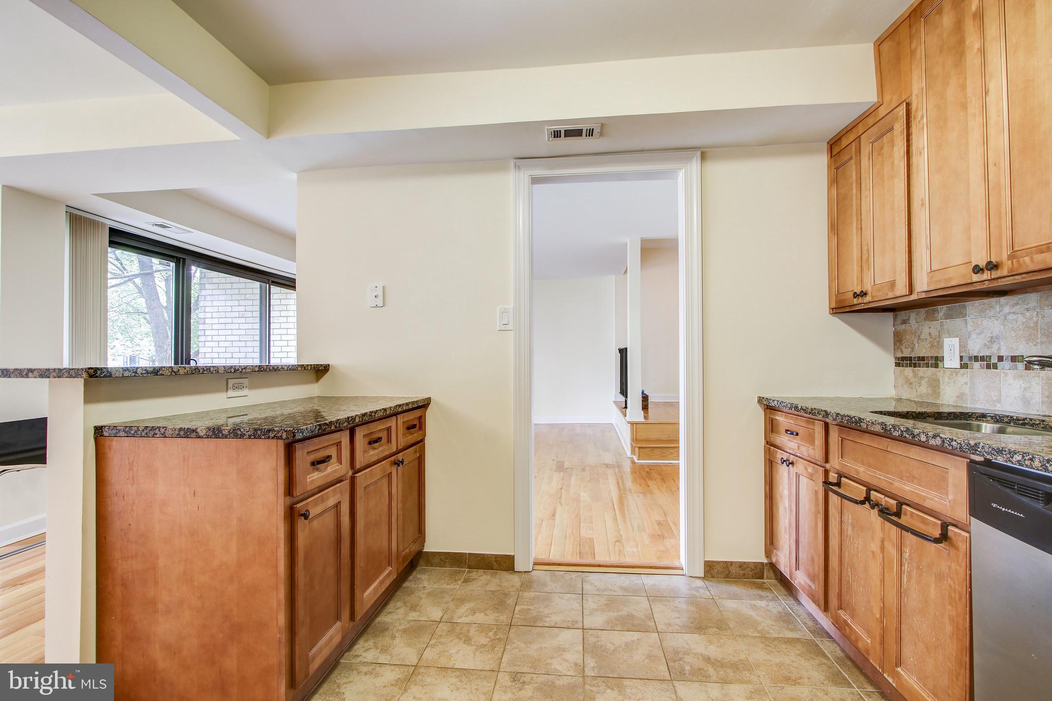 10862 Bucknell Drive, Unit 1 Silver Spring, MD 20902 - Photo 24 of 47