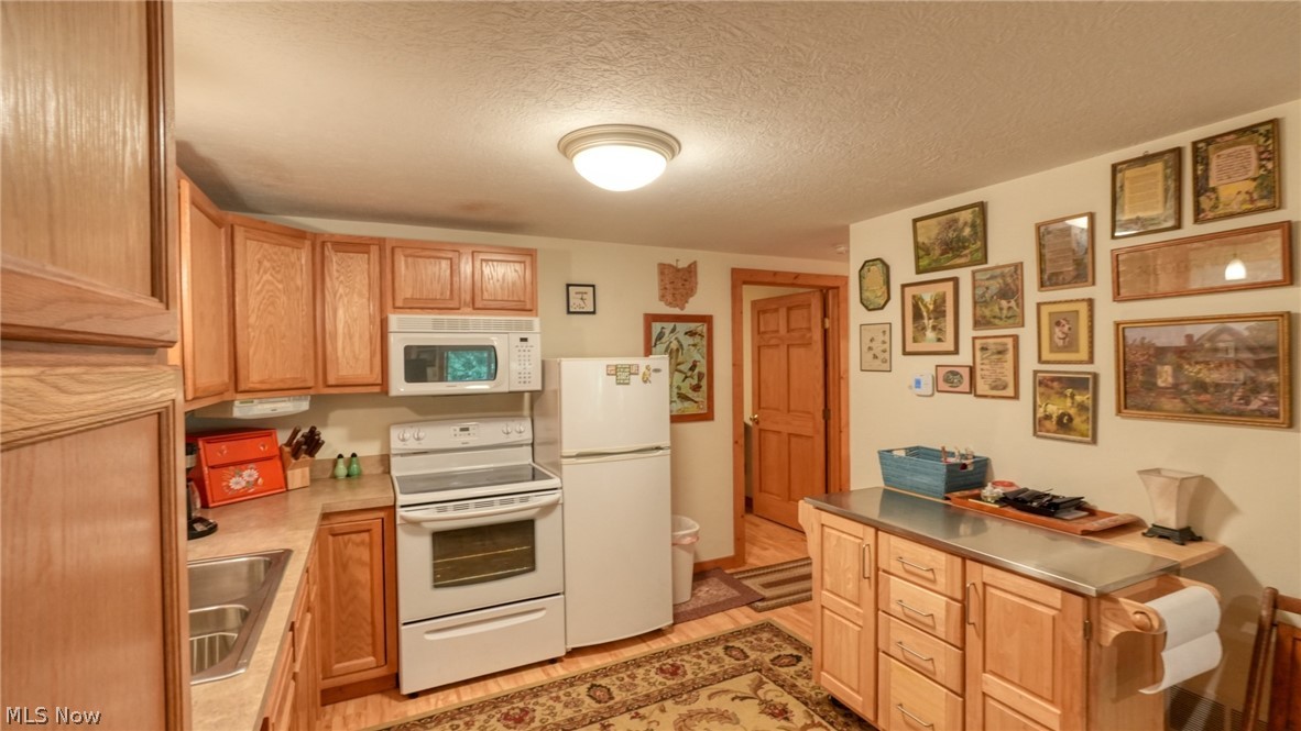 15825 Freedom Road Kimbolton, OH 43749 - Photo 9 of 21 Gallery Image 9